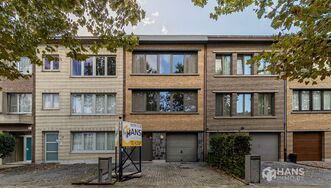 Bel-etage te koop in MERKSEM
