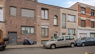 Eengezins woning te koop in DEURNE