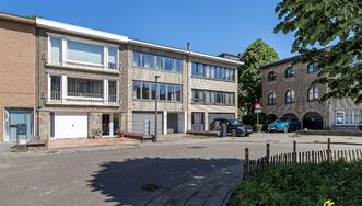 Eengezins woning te koop in DEURNE