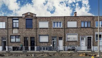 Eengezins woning te koop in DEURNE