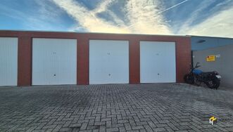 Parking / Garagebox te koop in HOEVENEN