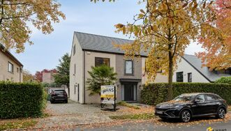 Villa te koop in EDEGEM