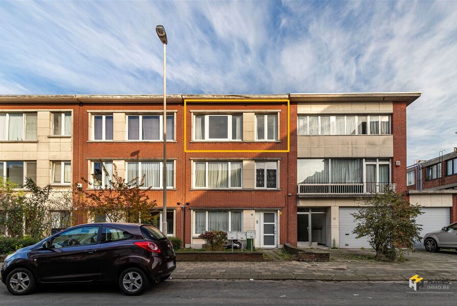 Gelijkvloers te koop in BORGERHOUT