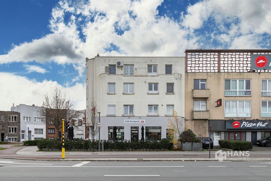 Appartement te koop in DEURNE