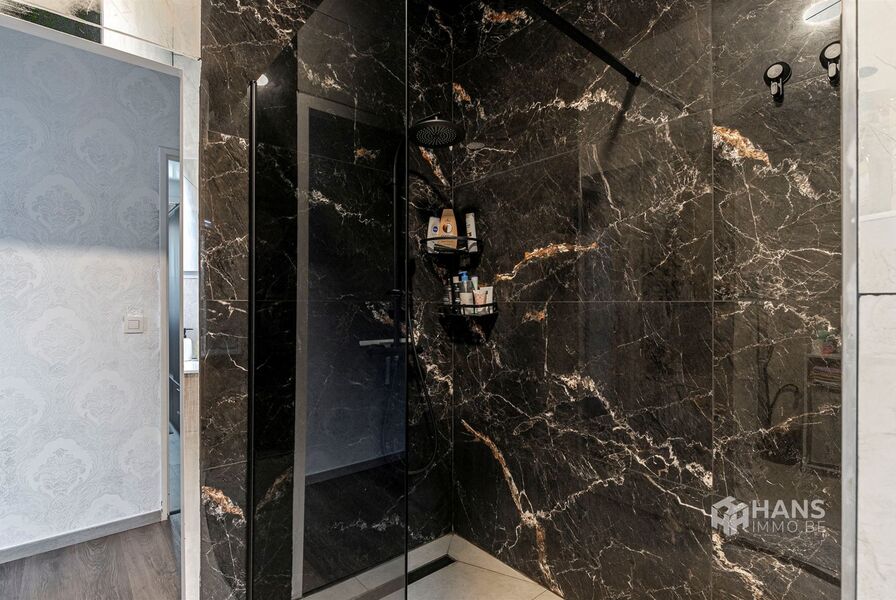 Appartement te koop in DEURNE
