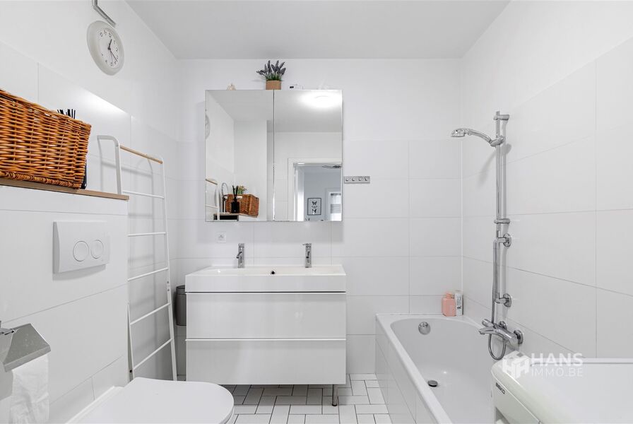 Appartement te koop in DEURNE
