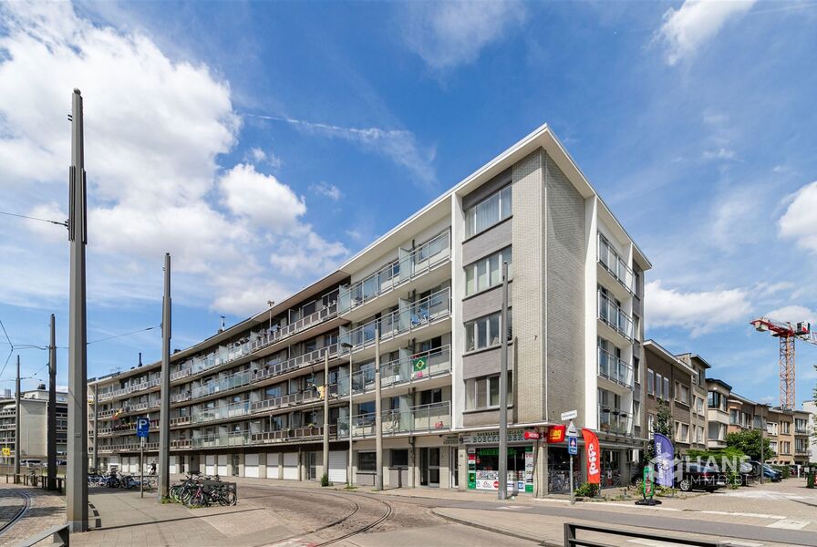 Appartement te koop in DEURNE
