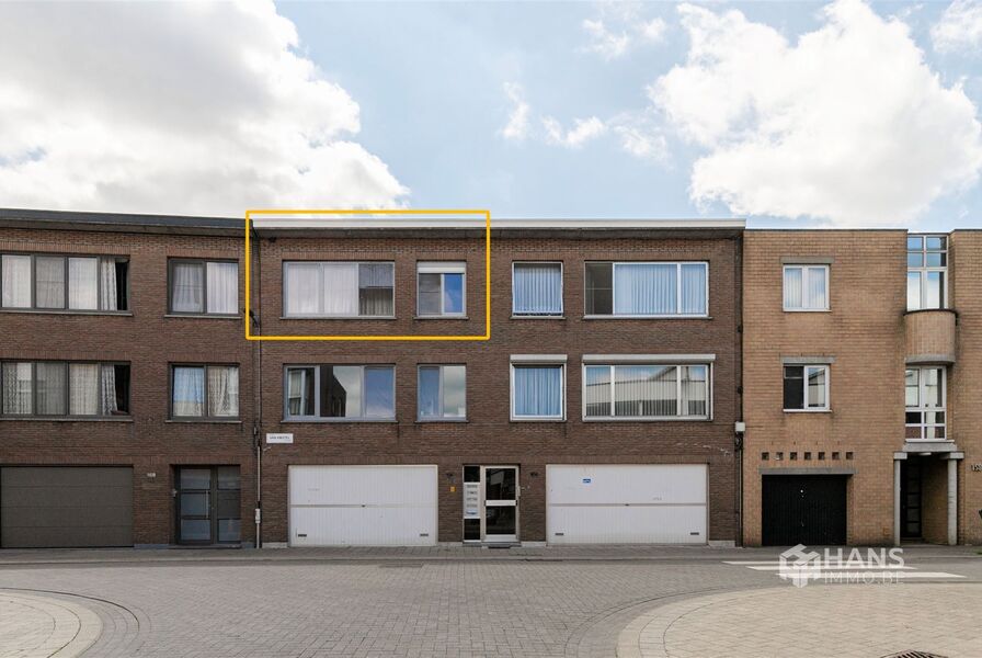 Appartement te koop in DEURNE