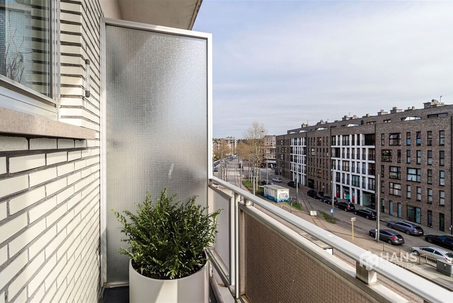 Appartement te koop in DEURNE