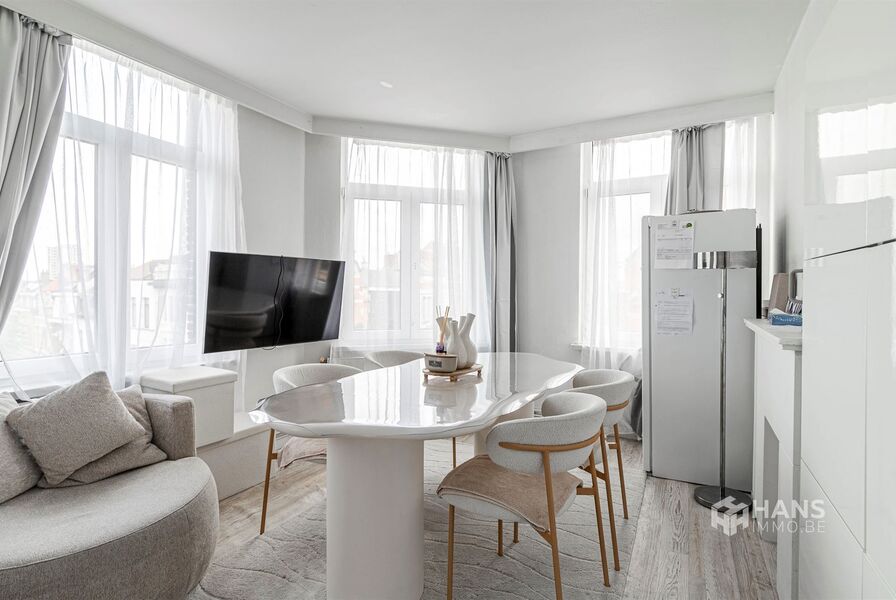 Appartement te koop in DEURNE
