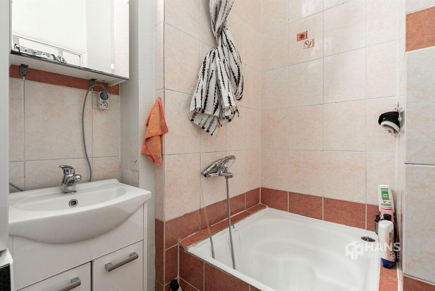 Appartement te koop in DEURNE