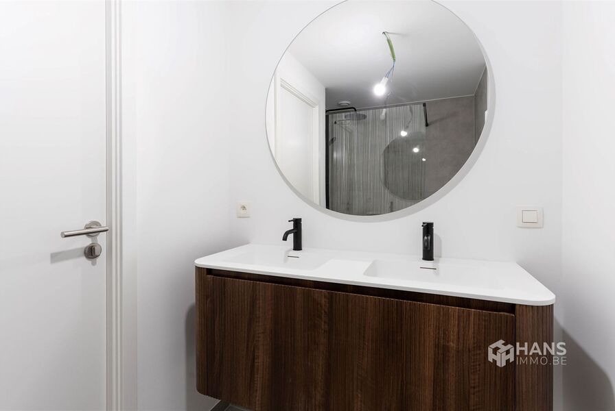 Appartement te koop in DEURNE