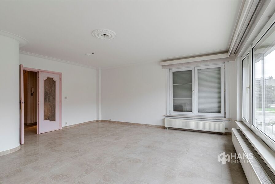 Appartement te koop in DEURNE
