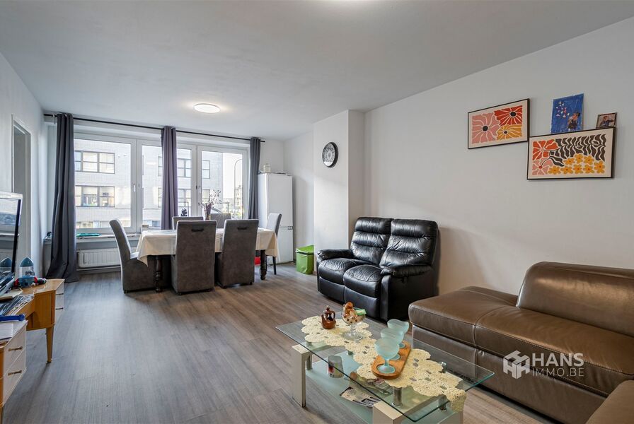 Appartement te koop in DEURNE