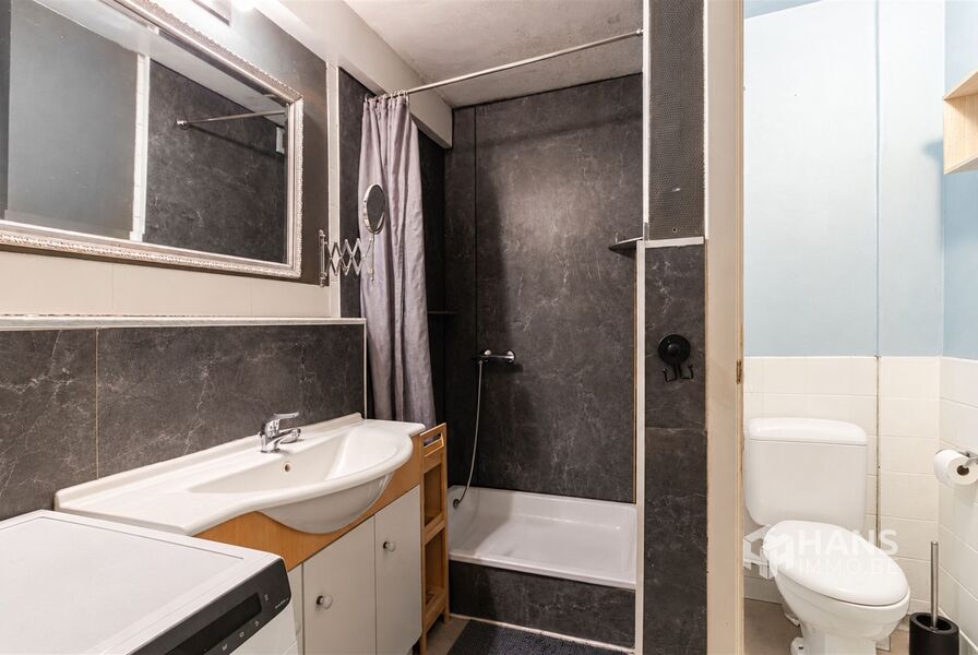 Appartement te koop in DEURNE