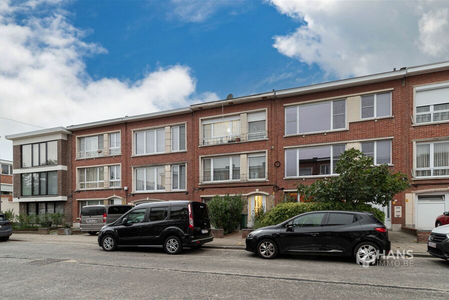 Appartement te koop in DEURNE