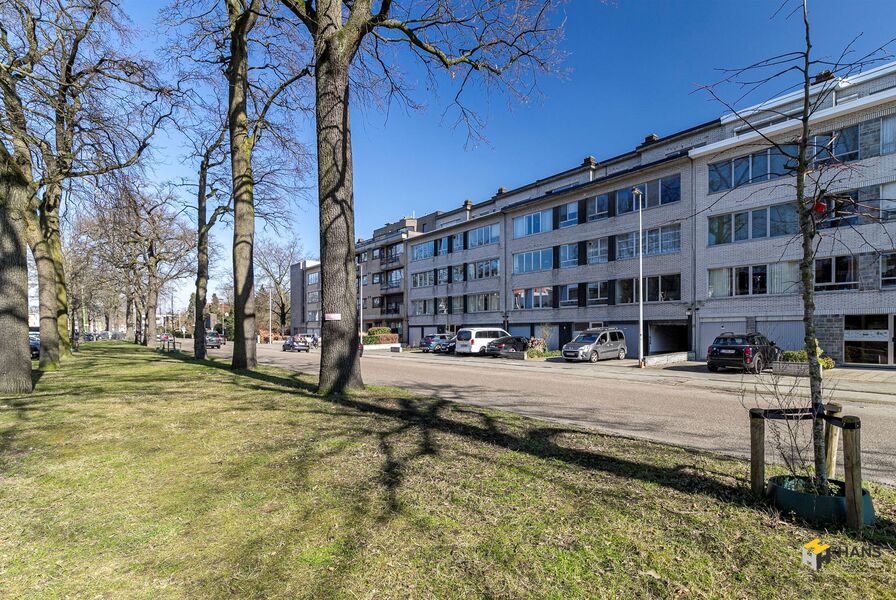 Appartement te koop in DEURNE