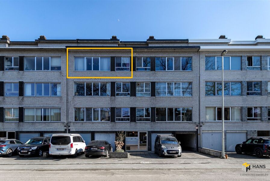 Appartement te koop in DEURNE