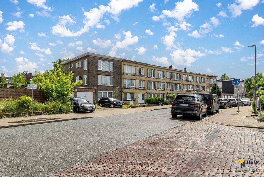 Appartement te koop in DEURNE