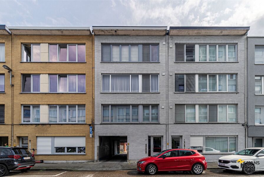 Appartement te koop in DEURNE