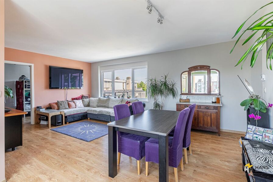Appartement te koop in DEURNE