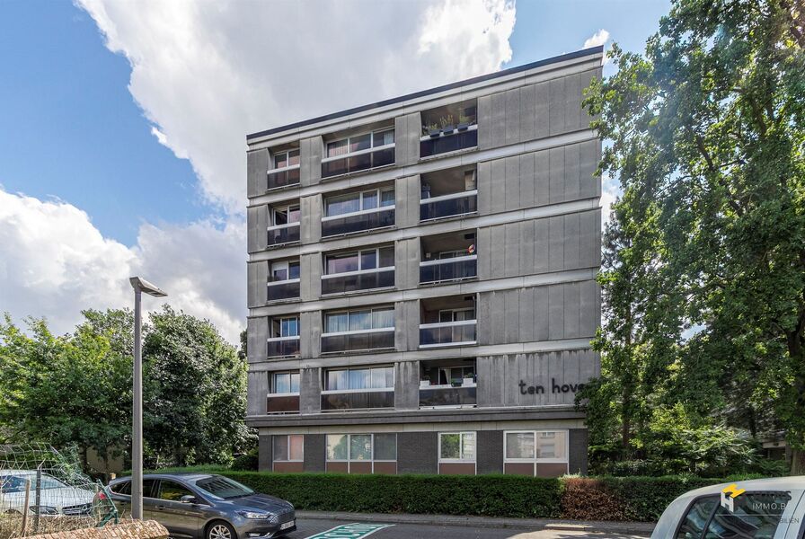 Appartement te koop in DEURNE