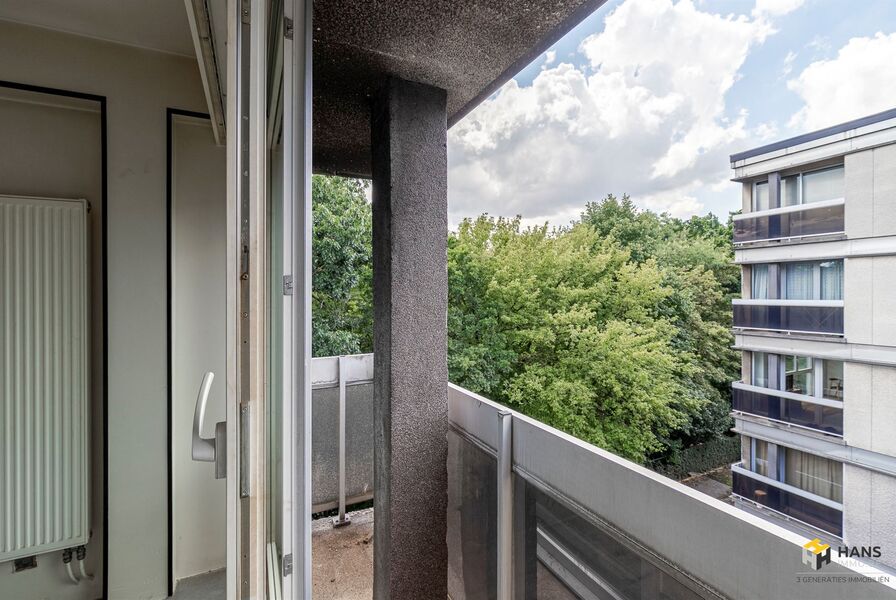 Appartement te koop in DEURNE