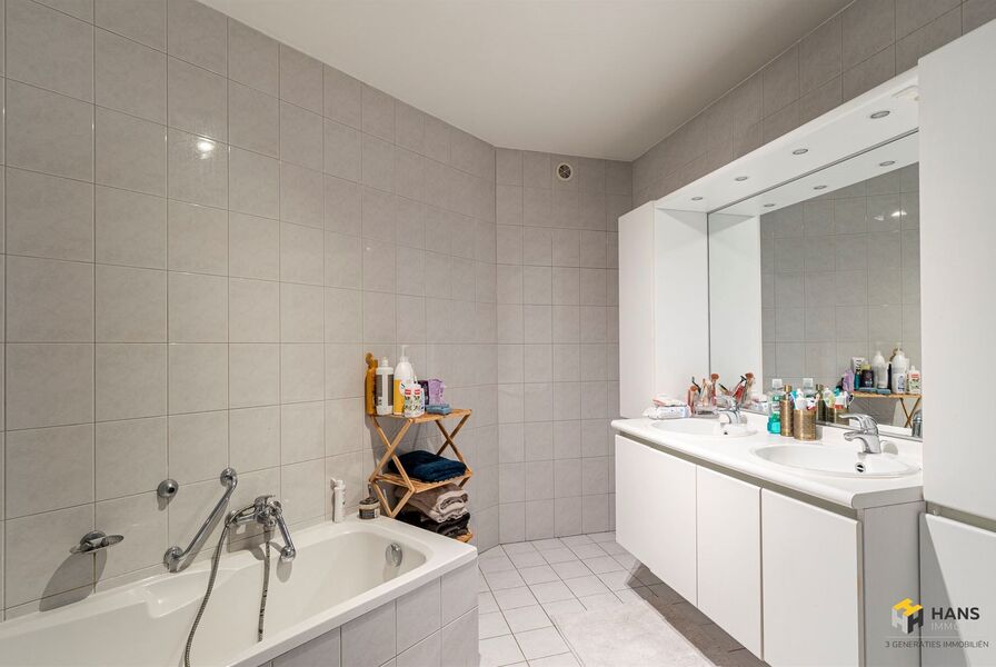 Appartement te koop in DEURNE