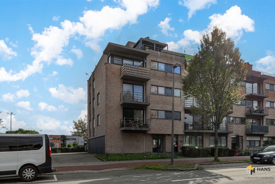 Appartement te koop in DEURNE