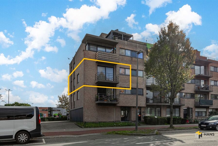 Appartement te koop in DEURNE