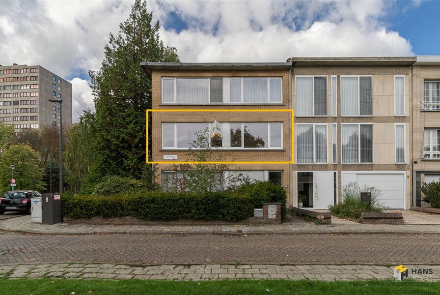 Appartement te koop in DEURNE