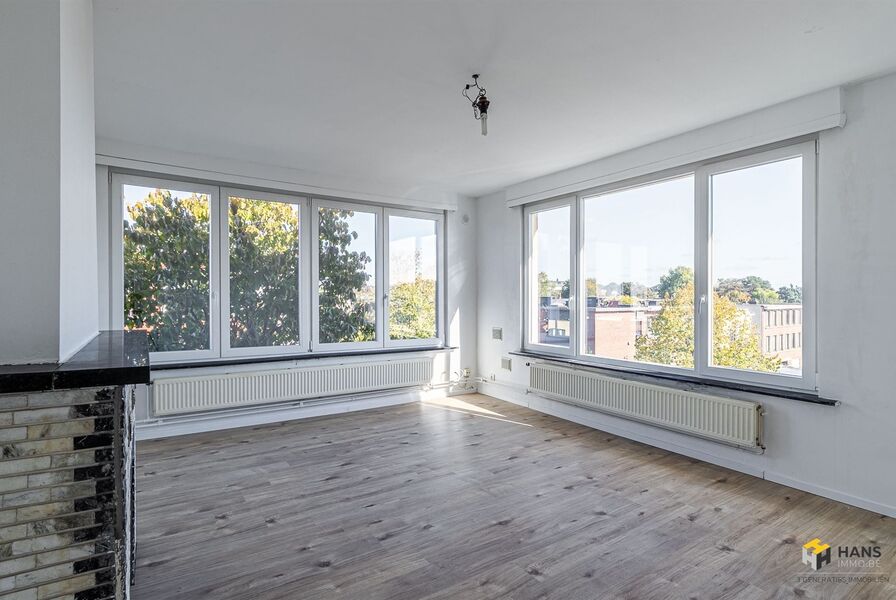Appartement te koop in DEURNE