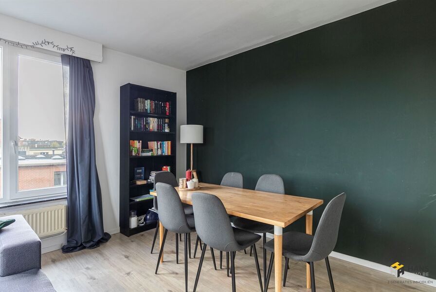 Appartement te koop in DEURNE