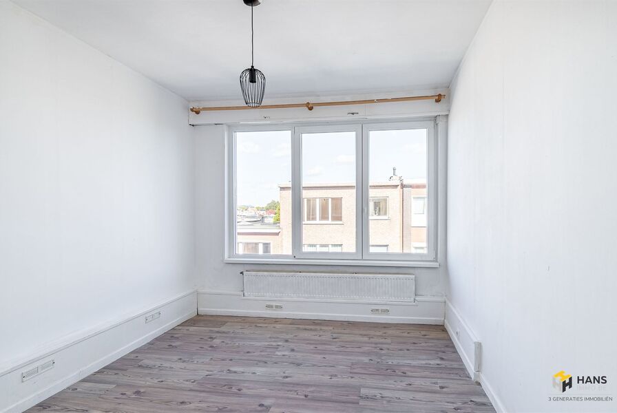 Appartement te koop in DEURNE