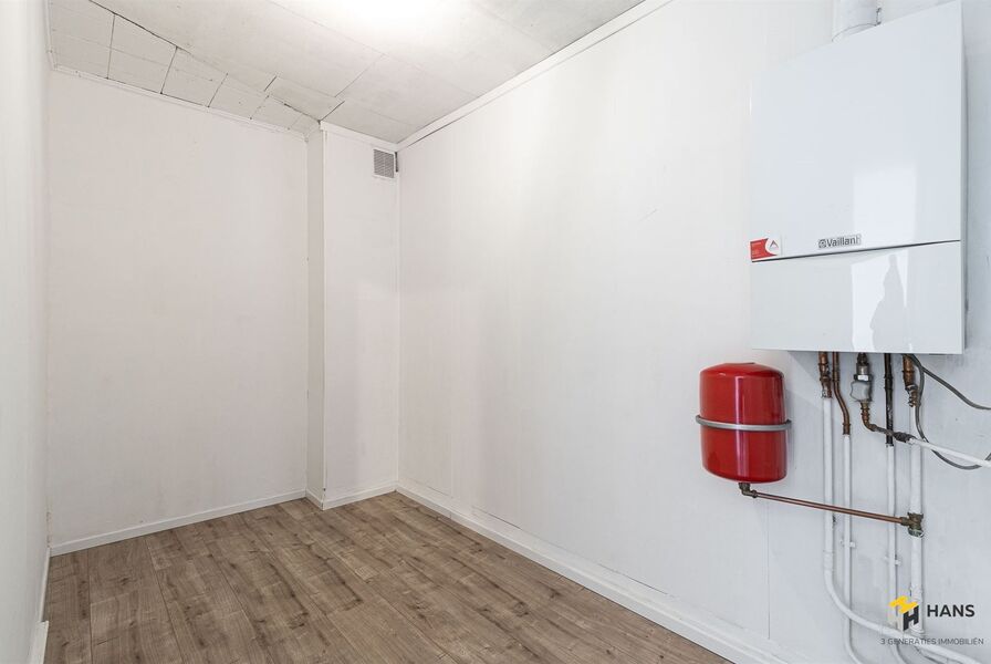 Appartement te koop in DEURNE