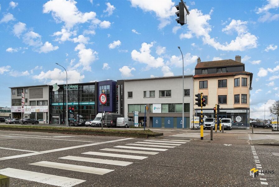 Appartement te koop in DEURNE