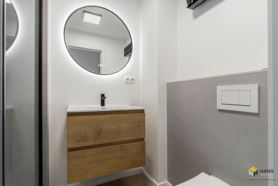 Appartement te koop in DEURNE