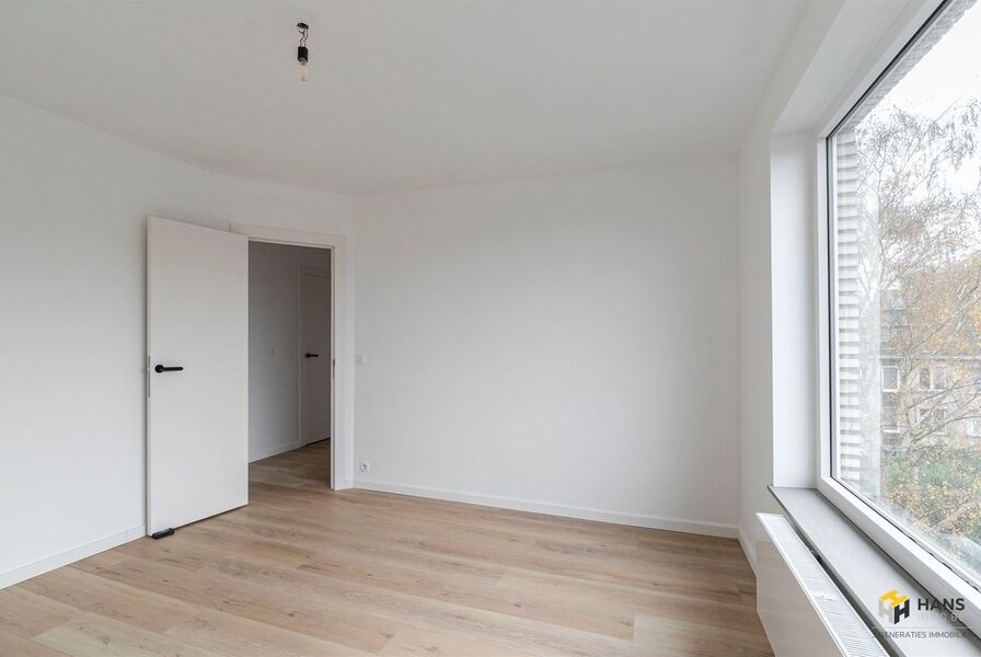 Appartement te koop in DEURNE
