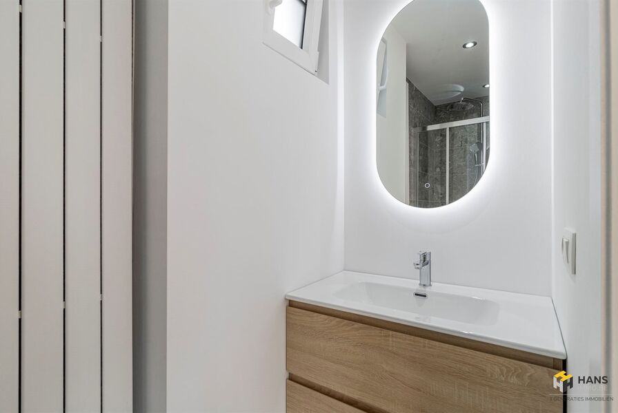 Appartement te koop in DEURNE