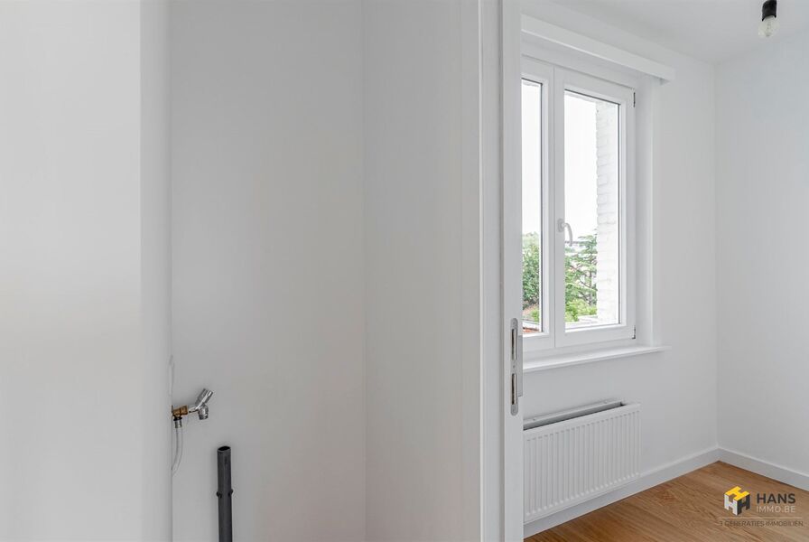 Appartement te koop in DEURNE