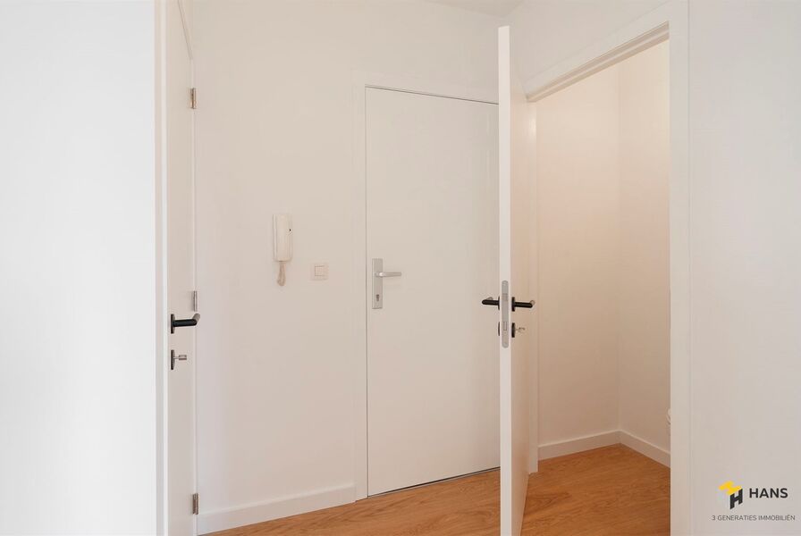 Appartement te koop in DEURNE