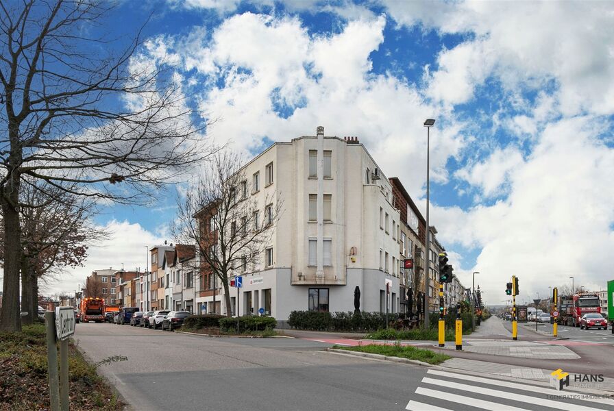 Appartement te koop in DEURNE