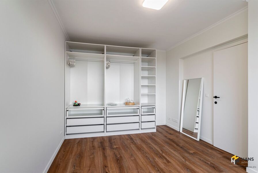 Appartement te koop in DEURNE