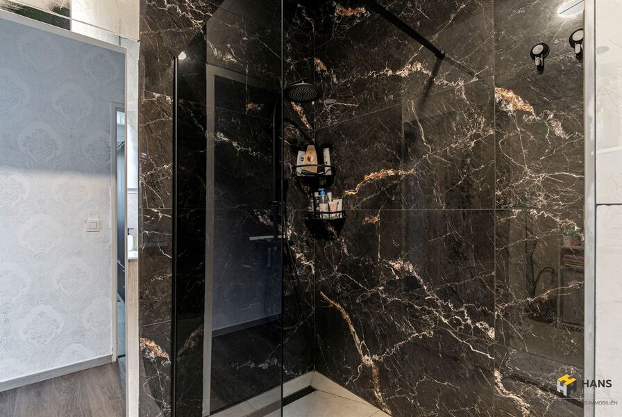 Appartement te koop in DEURNE