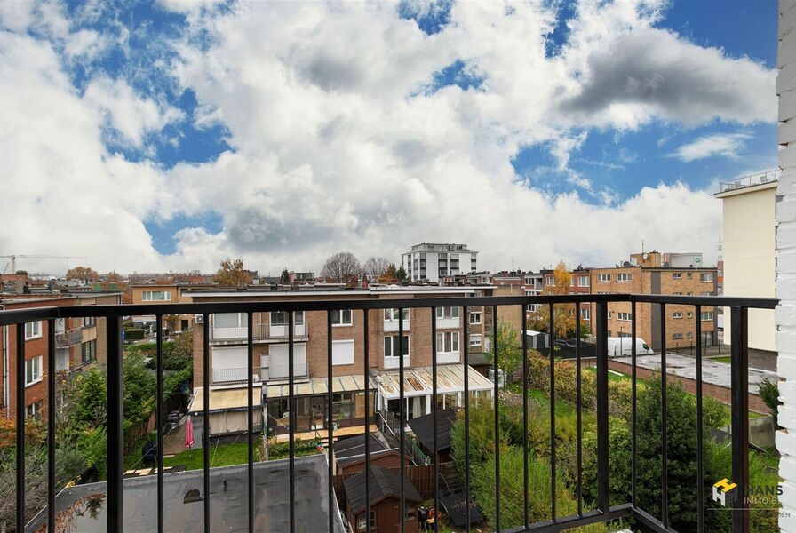 Appartement te koop in DEURNE