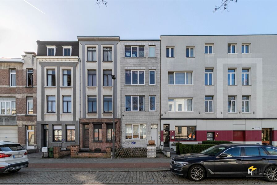 Appartement te koop in DEURNE