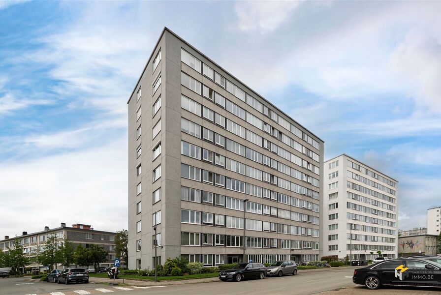 Appartement te koop in DEURNE