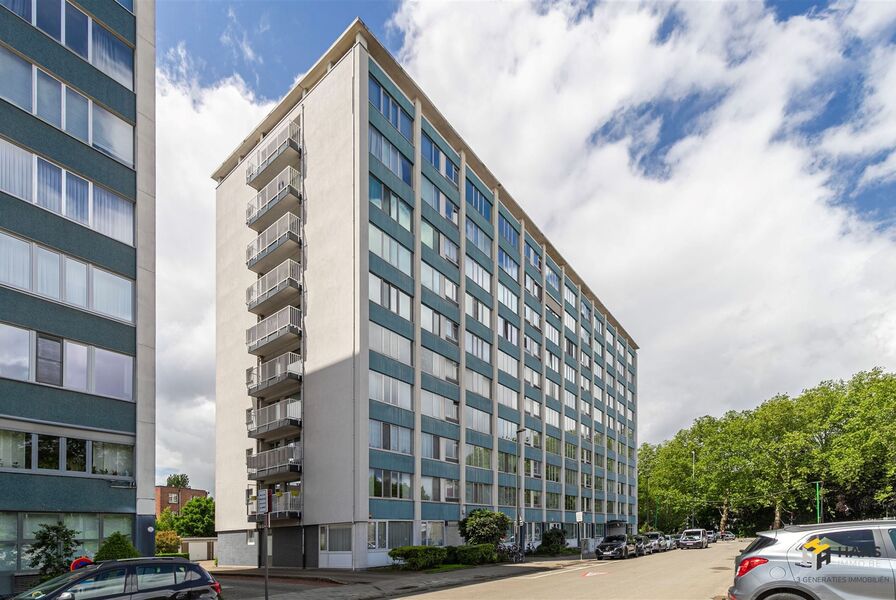 Appartement te koop in DEURNE