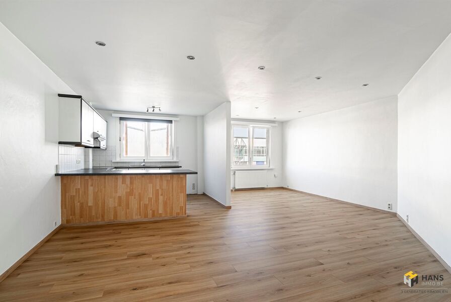 Appartement te koop in DEURNE