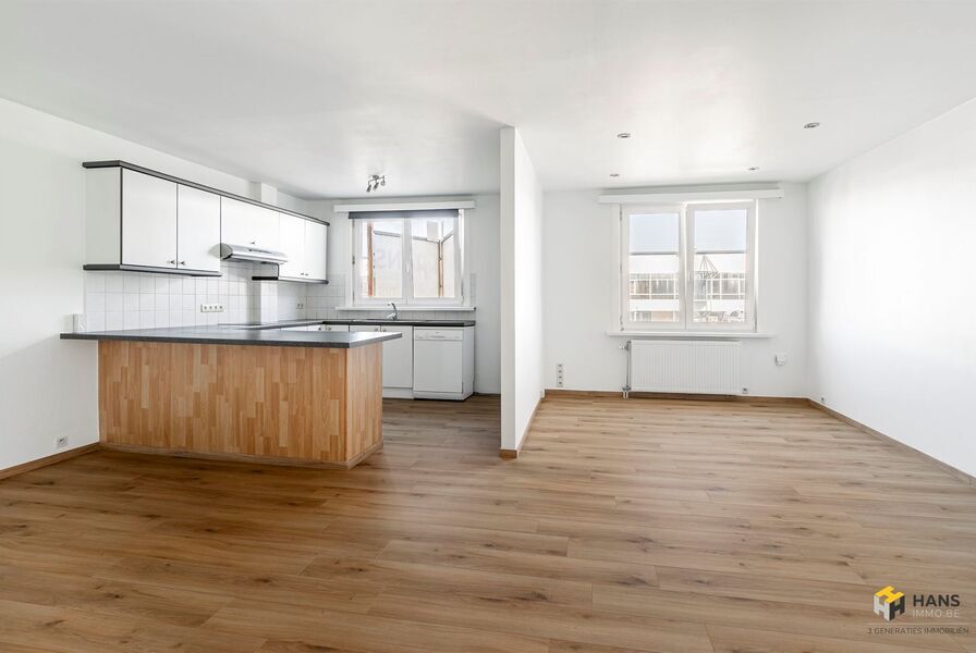 Appartement te koop in DEURNE